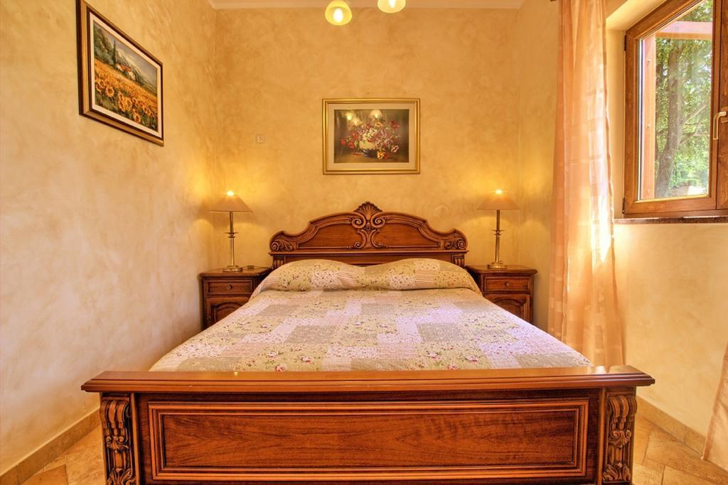 Holiday Home Sarita Sisan Exterior photo